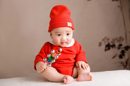 代怀包生男孩医院六个月宝宝总是摇头 代怀包生男孩医院六个月宝宝总是摇头